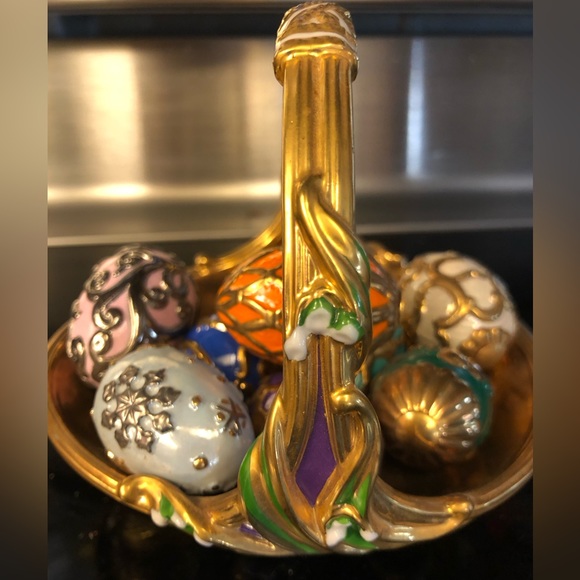 Faberge Spring Egg Basket - Picture 1 of 6